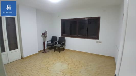 مکتب  للايجار في الدقى، الجيزة - 20260124_183603. jpg