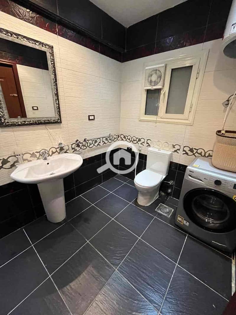 6 0656a8a6-915d-4dbd-9a4c-f9720ae3ece2. jpg