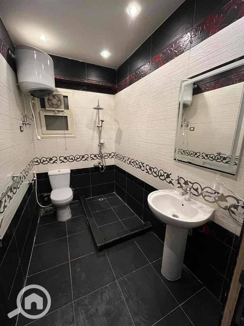 9 c7c257e8-cc04-47a6-9d71-3ac3f83a6b0f. jpg