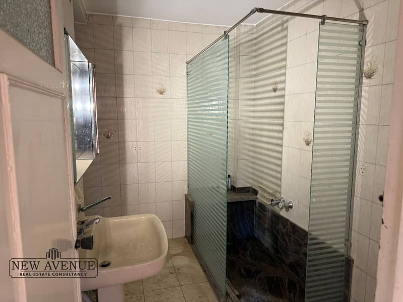 4 2fc9db20-460f-4257-a548-caa019aabb91. jpg