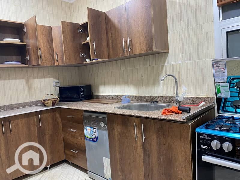 10 371309e1-1b7d-4af4-91ce-f9dbdc6a6914. jpeg