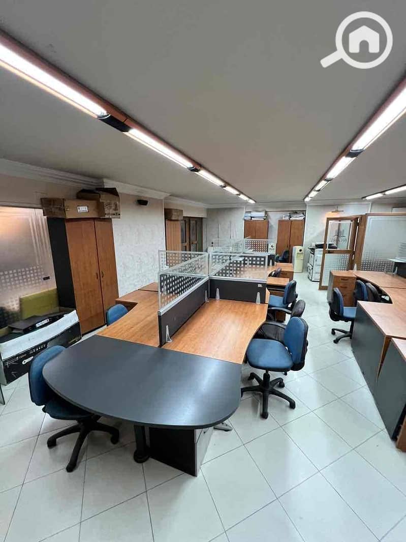 2 e3a2671b-9d45-4fc1-88cd-a9c86f91258b. jpg