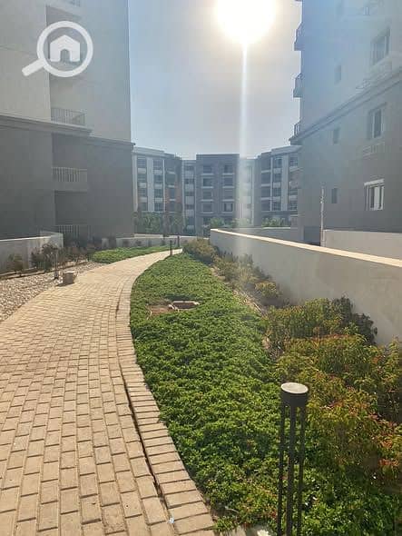 3 598553630_2791077947891483_1551771189956738489_n. jpg