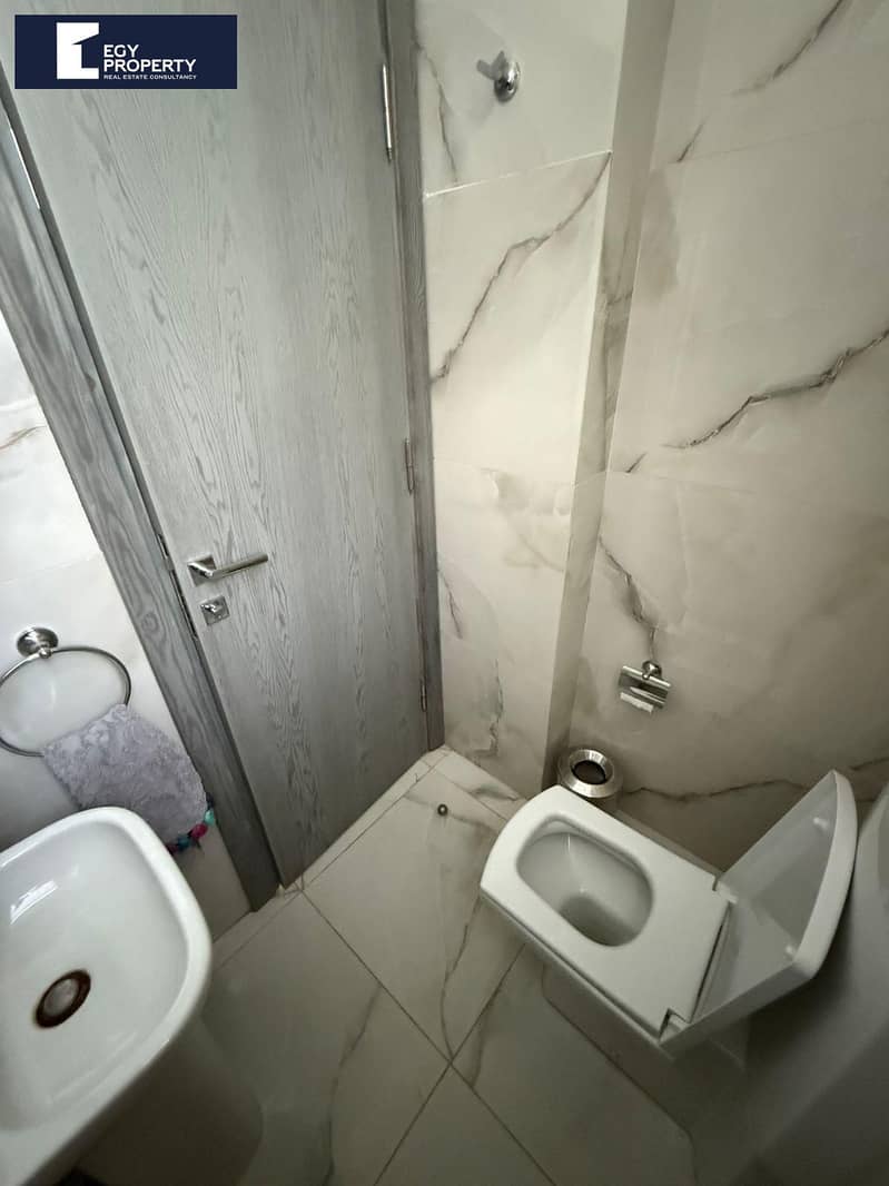 6 _files_99291d8b-bb04-4be0-8994-100768e4575a. jpeg