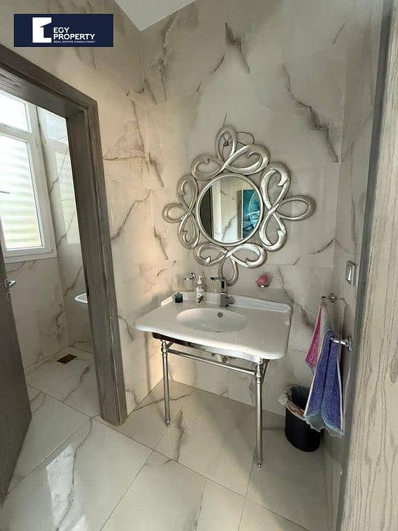 8 _files_b818c297-356a-44f5-a2aa-eeb490b5eac2. jpeg