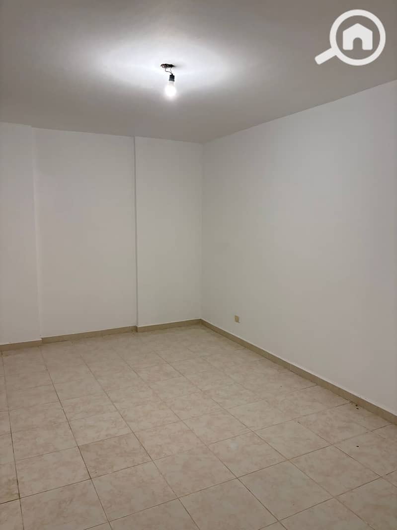 3 79ba49e1-ab8a-4c77-8b8d-6d7f2623f950. jpeg