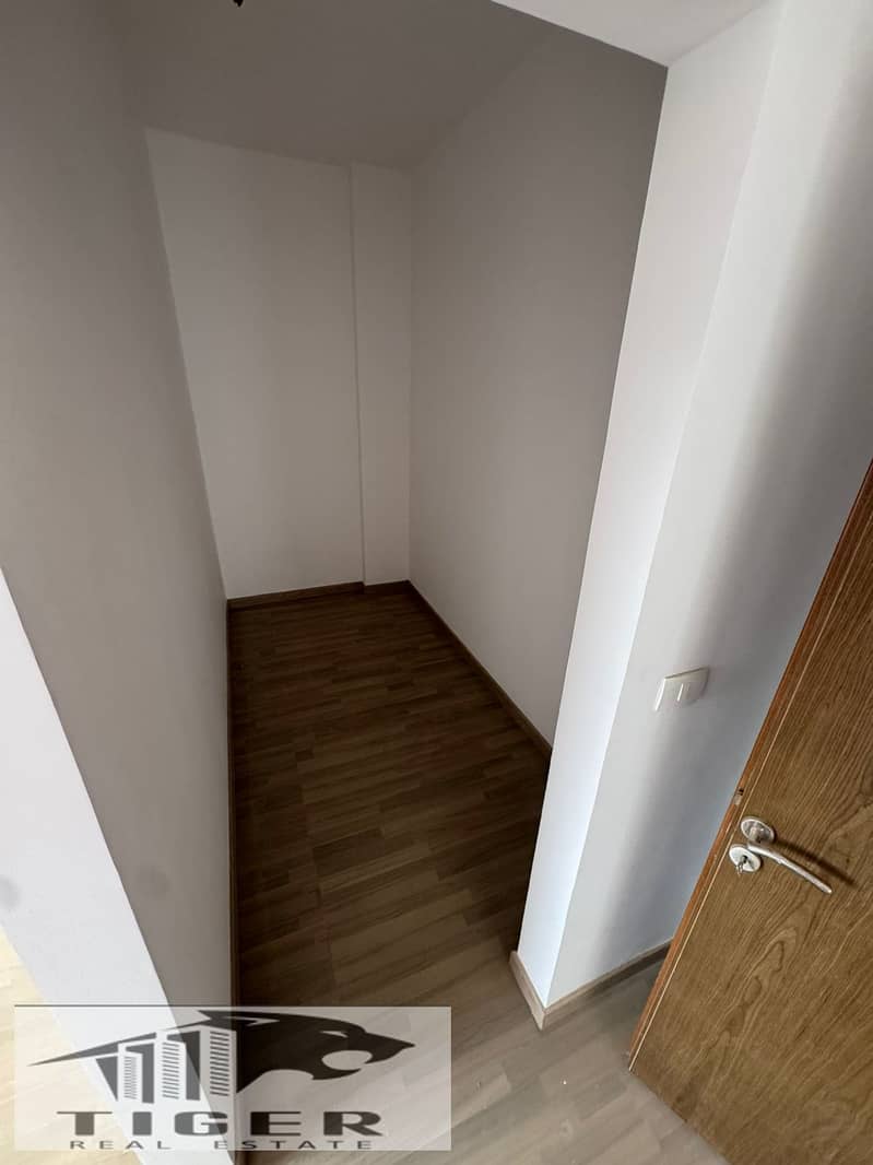 9 WhatsApp Image 2026-01-04 at 9.17. 44 PM. jpeg