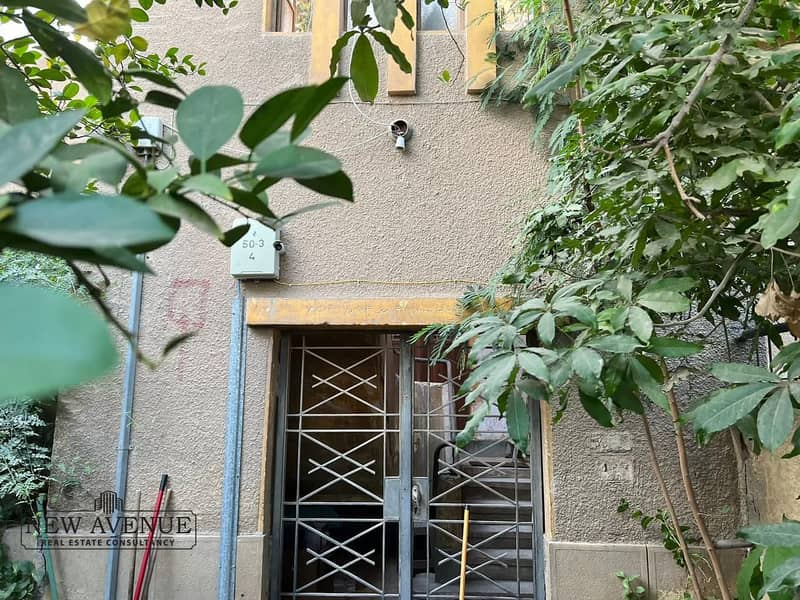 2 8ee94a3e-e81d-46f8-a1dc-29850f16ee37. jpg