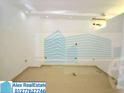 مکتب  للايجار في كفر عبدو، الإسكندرية - IMG-20250811-WA0009. jpg