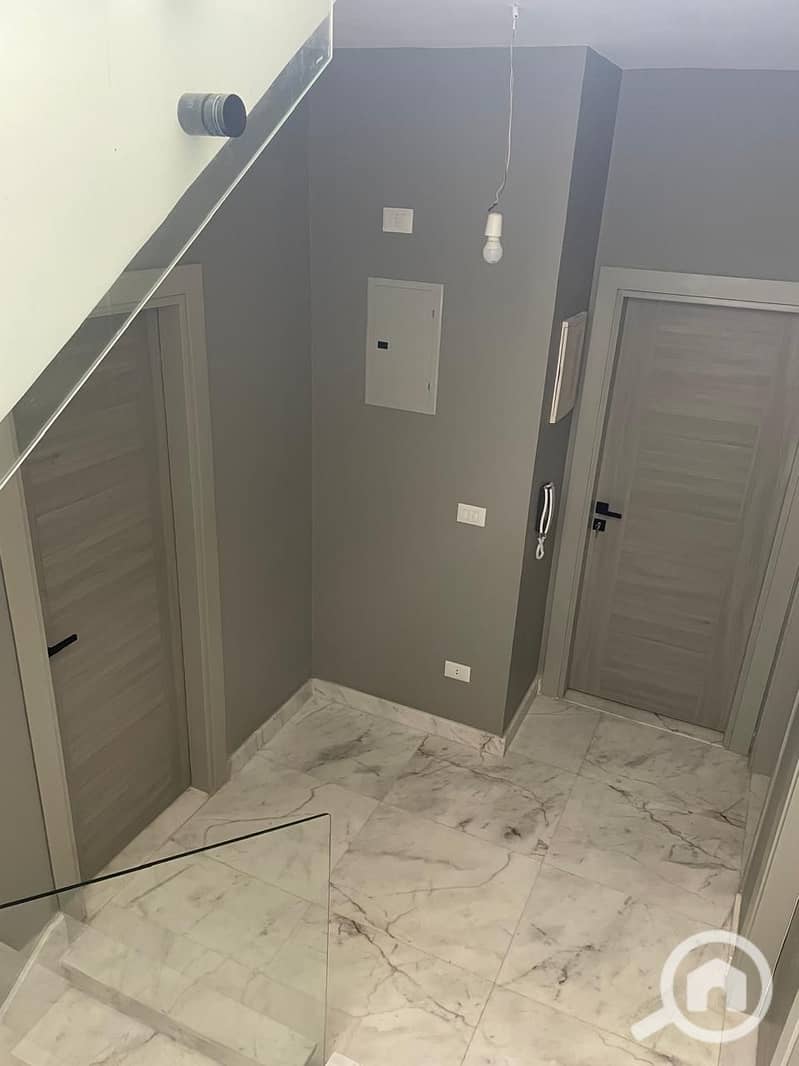 12 WhatsApp Image 2025-12-29 at 4.49. 47 PM (4). jpeg