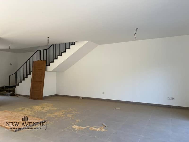 3 6c41f2b4-430f-44d9-9868-28a057209bf1. jpg