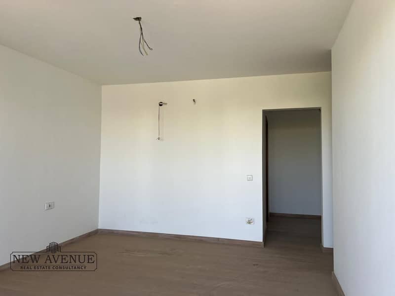 13 c234ceea-ffef-4004-80d8-e82c63ed44a5. jpg