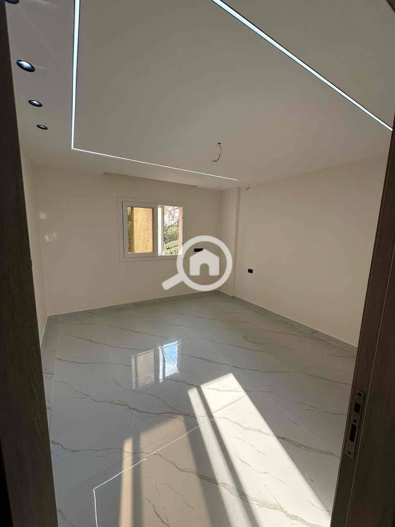 6 51200ddc-8496-49d9-8635-27889e245529. jpg