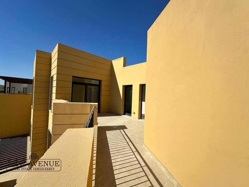 2 51b7836b-da7f-4147-99da-c2837b196c30. jpg