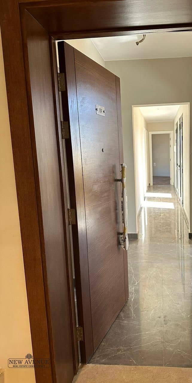 10 31237d34-1939-4ce6-ac41-ffb63dbb575e. jpg