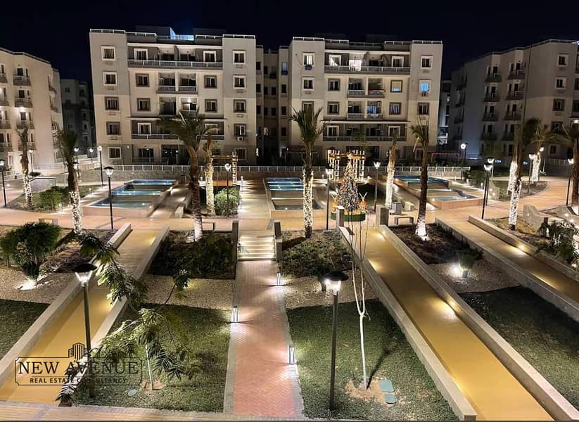 10 ce710c30-b0e9-48fa-b0df-8be67e2c10fa. jpg