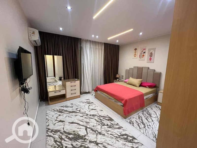 5 b538a44c-1c48-400b-8141-351468b379da. jpg