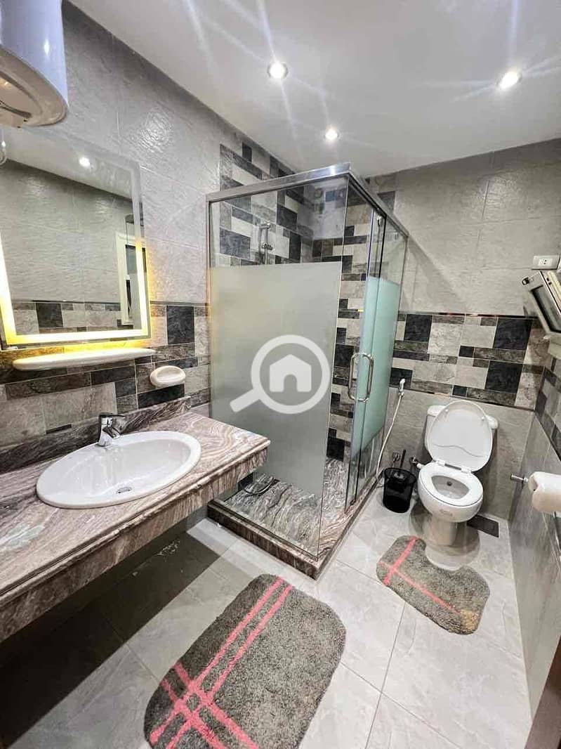 7 94831ae7-ad7e-4ab6-b6f9-520096800b49. jpg