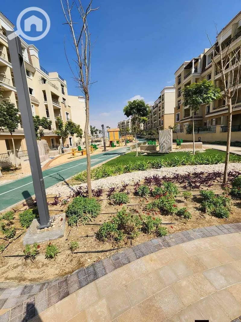 8 617772841_122224352102288470_2694620156089961362_n. jpg