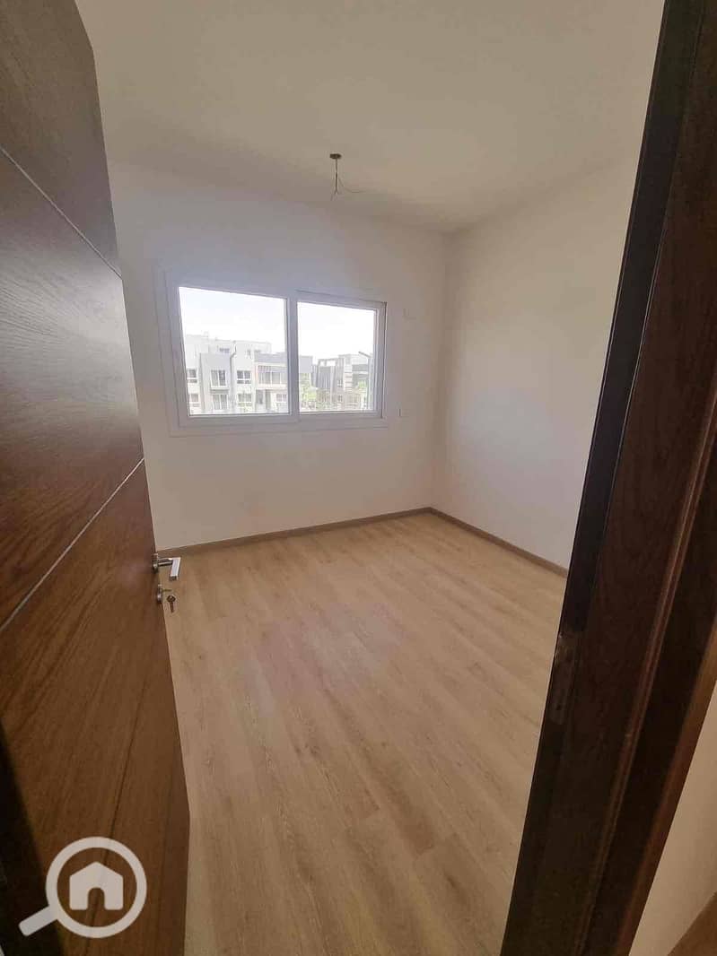 7 0ec884fc-7eb4-4e28-9a46-ee39fb41ef5c. jpg