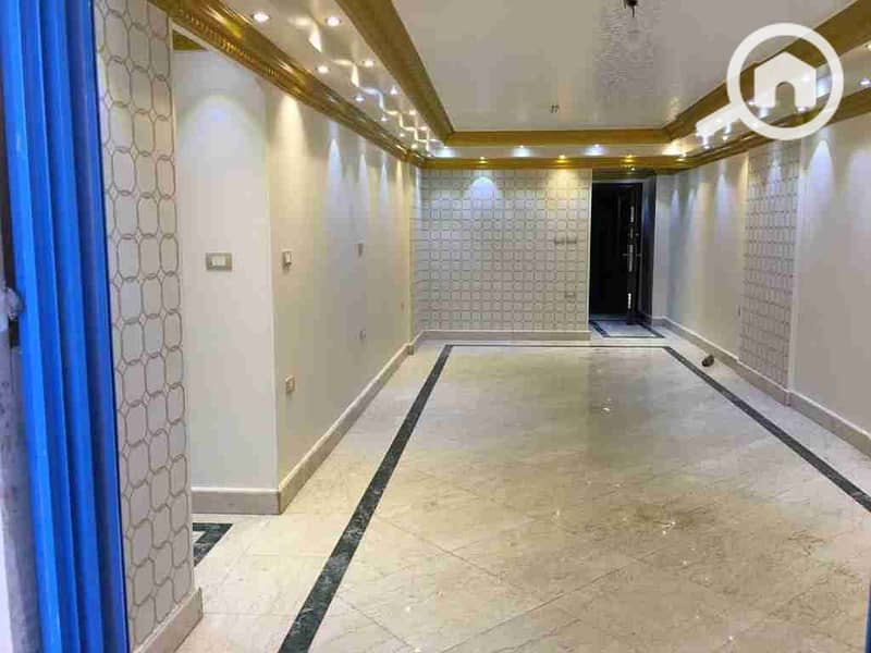 1000458090. jpg 1000458090. jpg