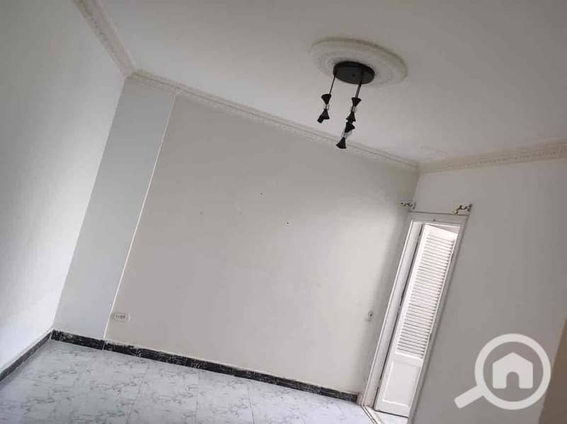 6 c9b2dd99-01a0-4a5b-a27d-308d1fd80136. jpg