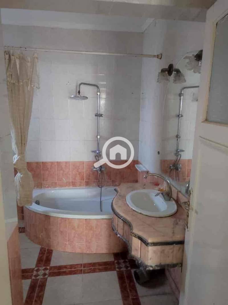 12 1719795d-c754-41af-a261-b57a88f804bd. jpg