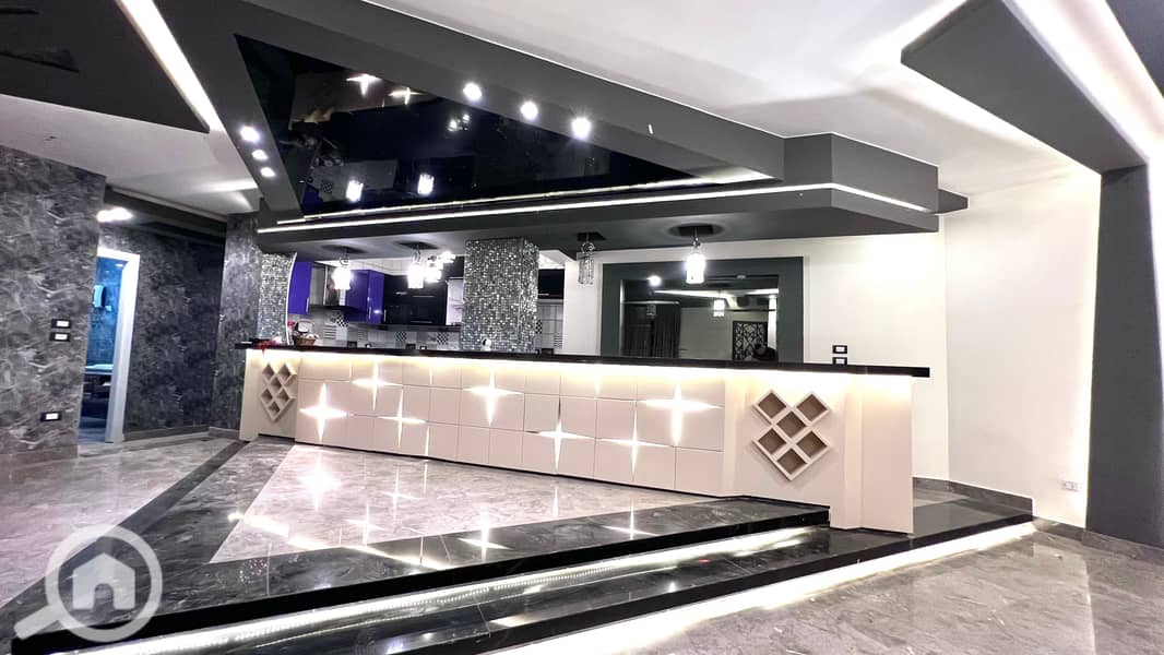 8 tempImageUfM3pG. jpg