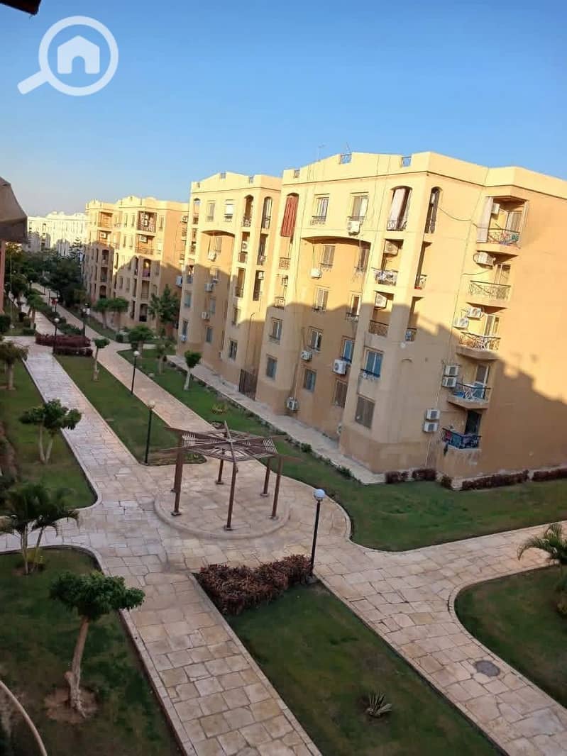 4 8e5eae24-318b-476b-b079-7945cce7bf57. jpg