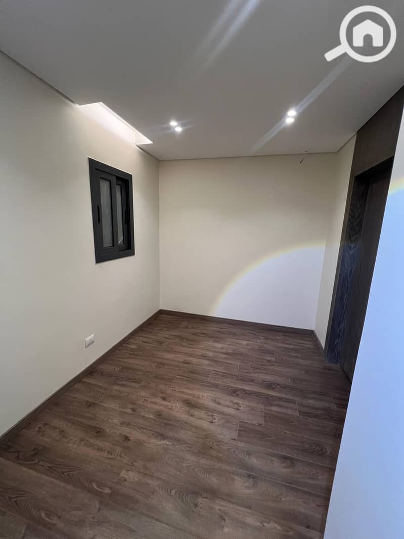 8 WhatsApp Image 2026-01-24 at 11.37. 18 AM (1). jpeg