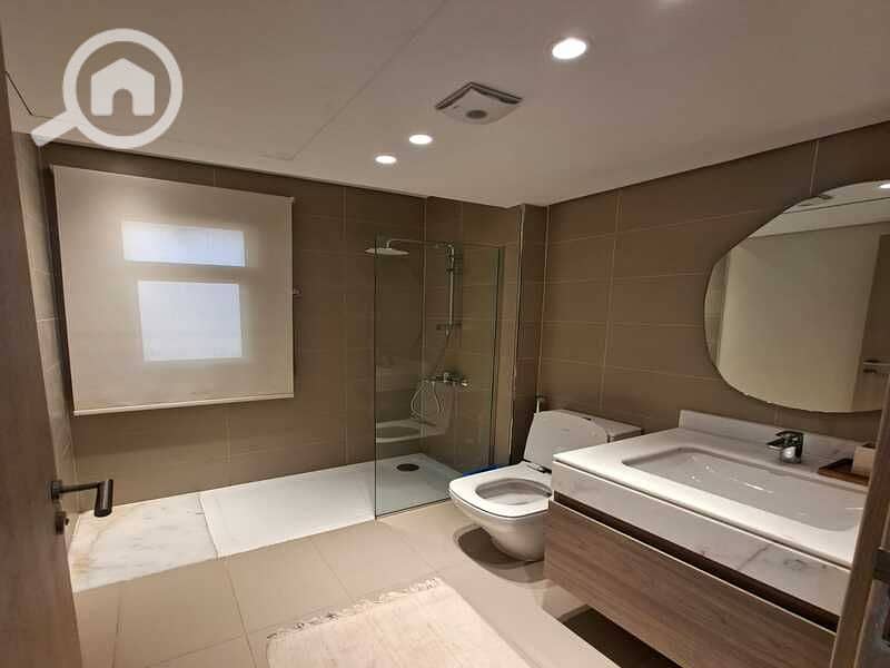 3 0ca6d1b8-4a28-4cc5-8b74-82a279b8a2c2. jpg