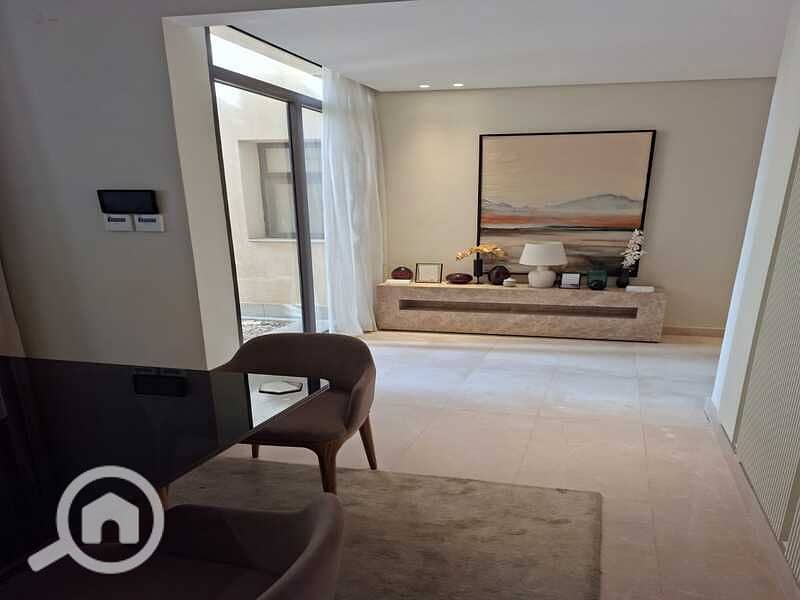 4 65a72a07-da36-4777-9b5f-88f8cf7ab418. jpg