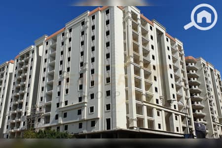 فلیٹ 3 غرف نوم للبيع في سموحة، الإسكندرية - 1. jpg