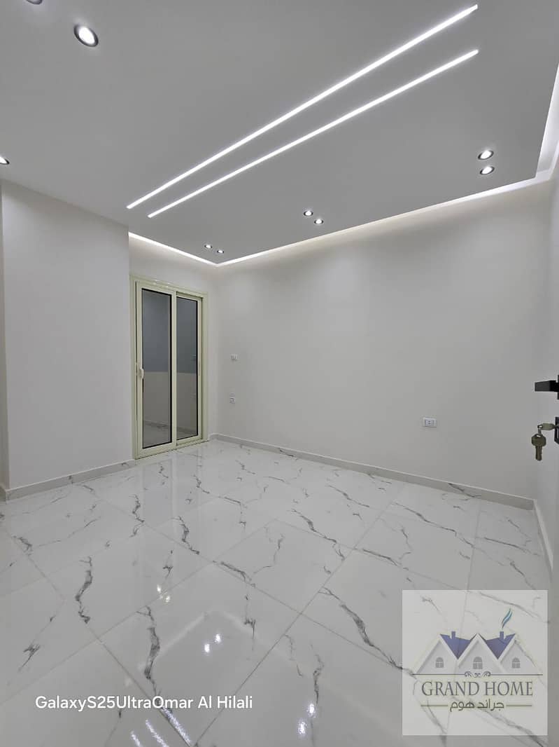 9 d961cea8-e46c-41c2-a446-e0052f9a2eea. jpg