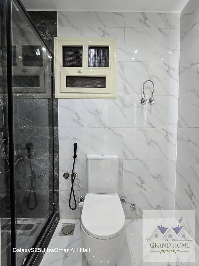 10 da560f8d-bcbb-4e66-8b86-24afb440cd38. jpg