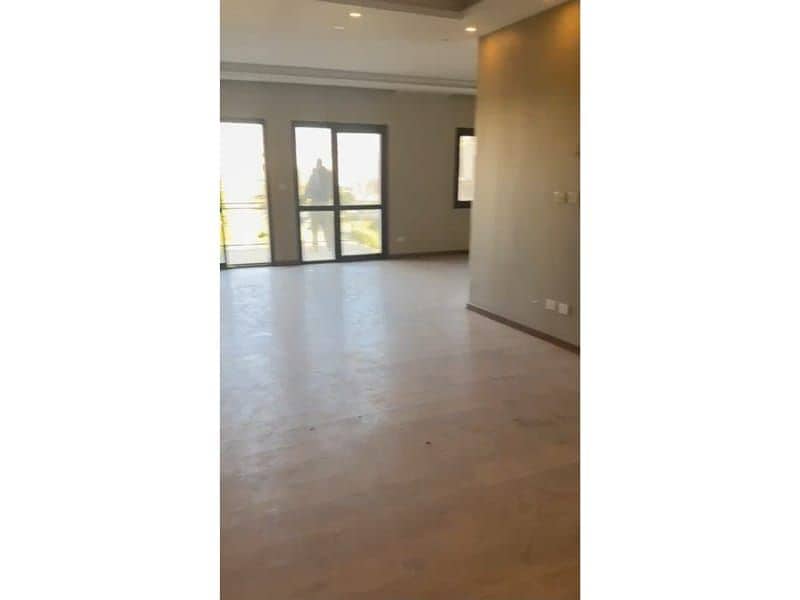 3 80f6b57d-f6a6-4dcb-9f58-61a82830c78f. jpg