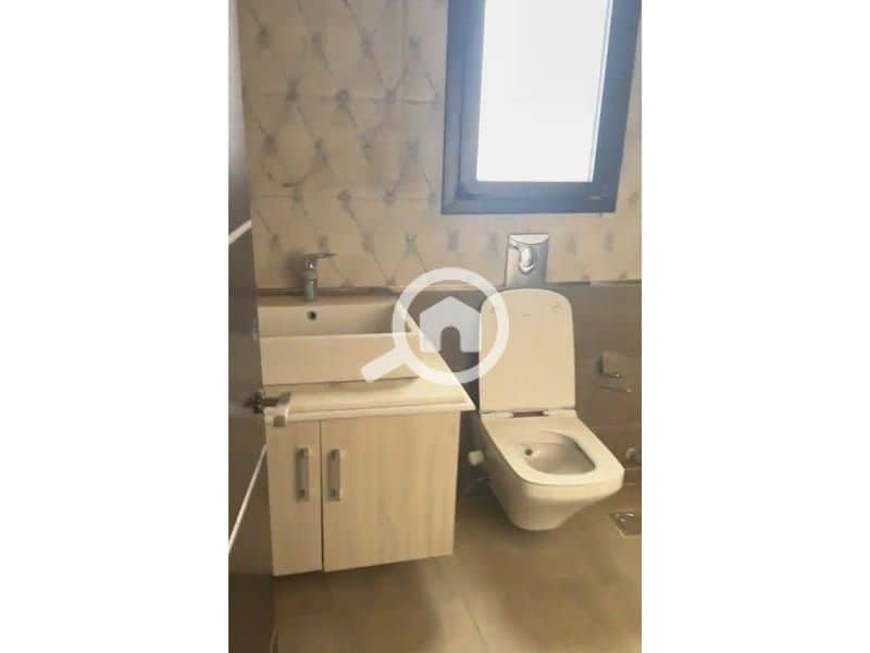 10 68a15ddc-d537-4749-8db2-9034c08a9227. jpg