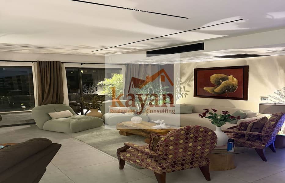 4 4b821a70-ff61-4b4a-b013-d50415732b30. jpg