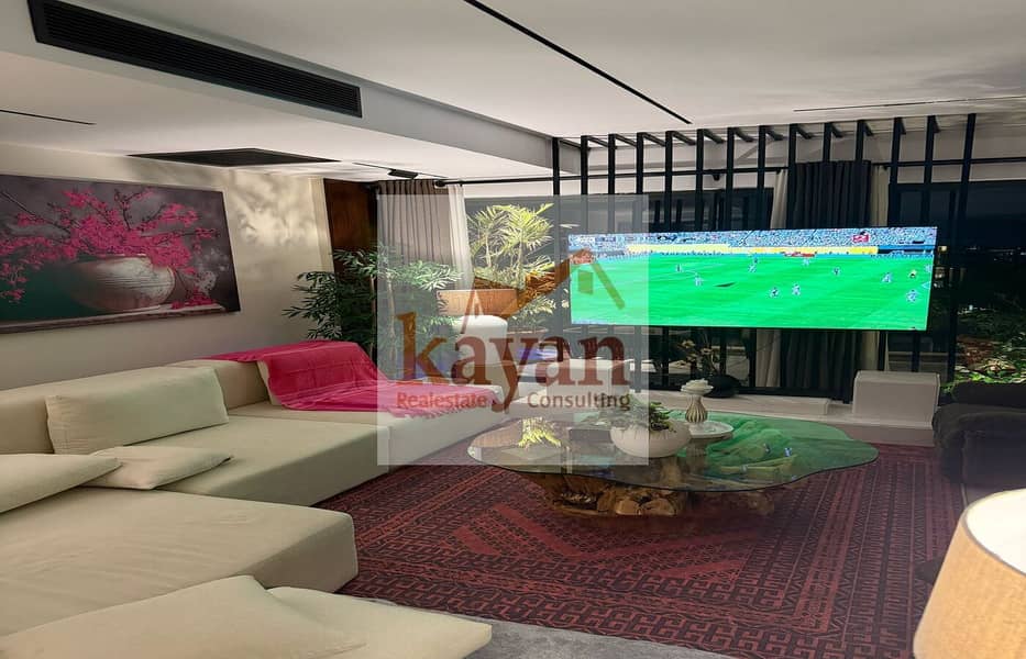 8 c52b59b0-5e78-4a09-95d8-0d6ff9278517. jpg