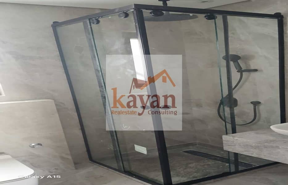 4 5ee73a63-61ae-4be2-8aff-445510405abc. jpg