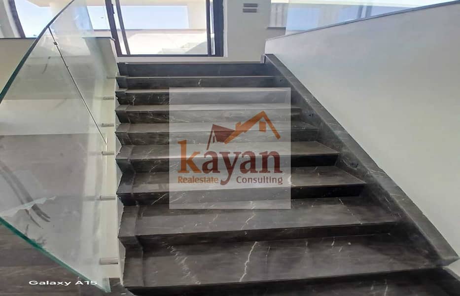 8 c2956091-5f01-43a7-98a6-06633cc52ac4. jpg