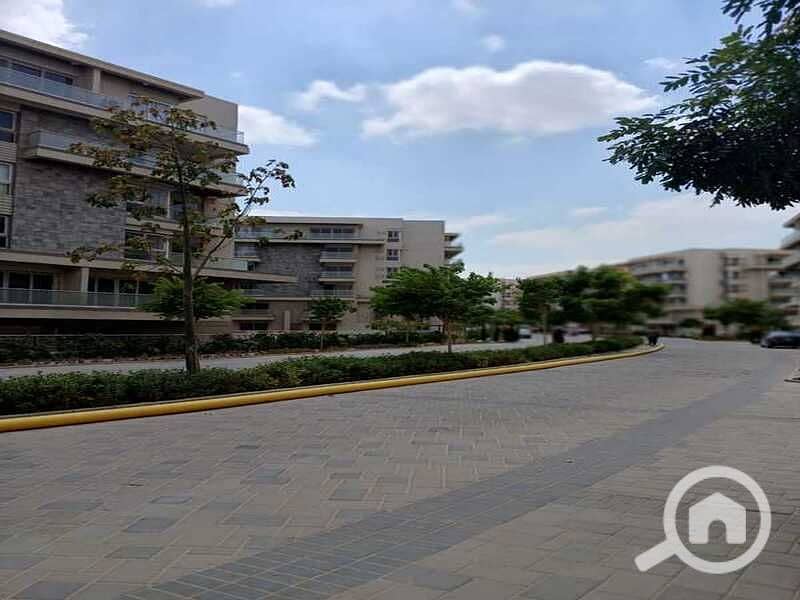 3 0486f537-8748-429b-ade5-53500d4738db. jpg