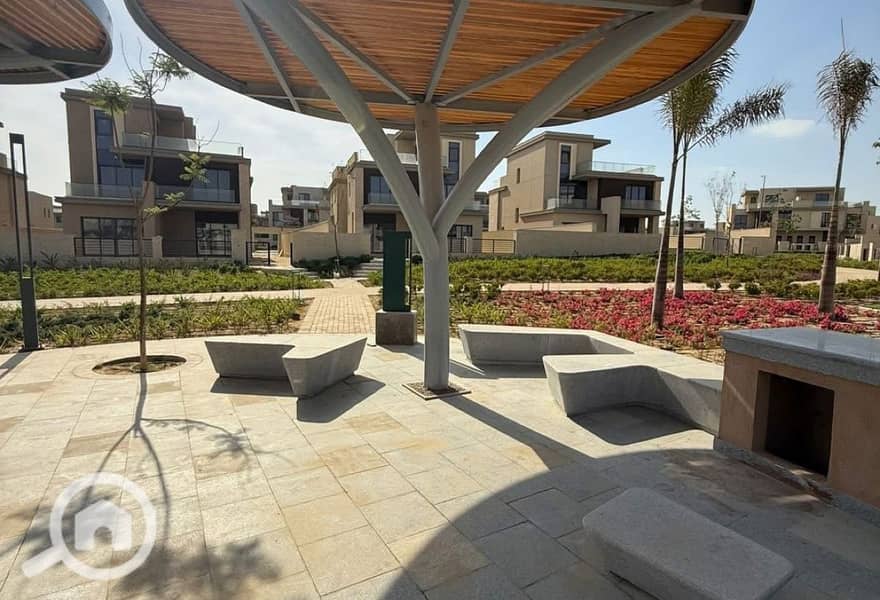 9 7747f72c-8ab1-4bdd-b87f-b01607609e0f. jpg