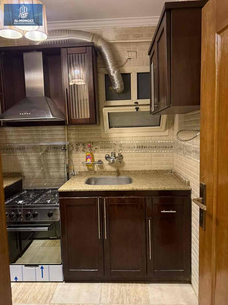 13 b00bcb80-5c31-4fa0-907f-2988b21c1067. jpg