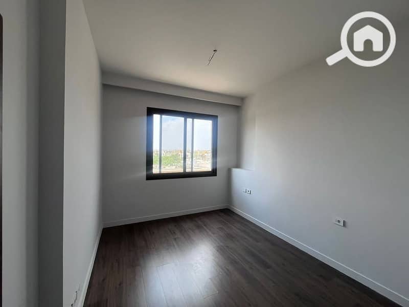 3 560431885_1140021357600391_2067645531260765674_n. jpg