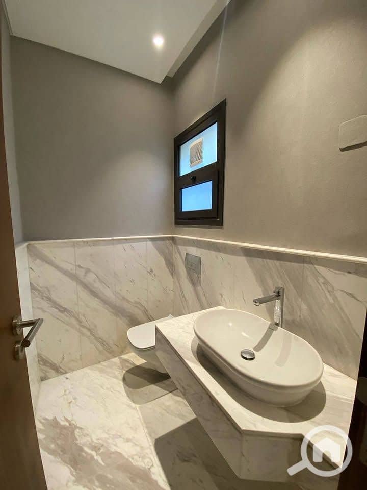 6 595559867_122188066814436149_1320467594997648396_n. jpg