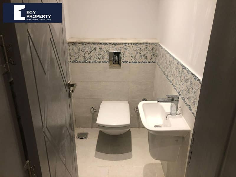 8 _files_a9dabcbc-6598-492b-9ad7-a5743e168eb6. jpeg