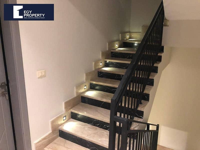 12 _files_e0fe34bc-f511-48ac-ae0b-c313b66cf14a. jpeg