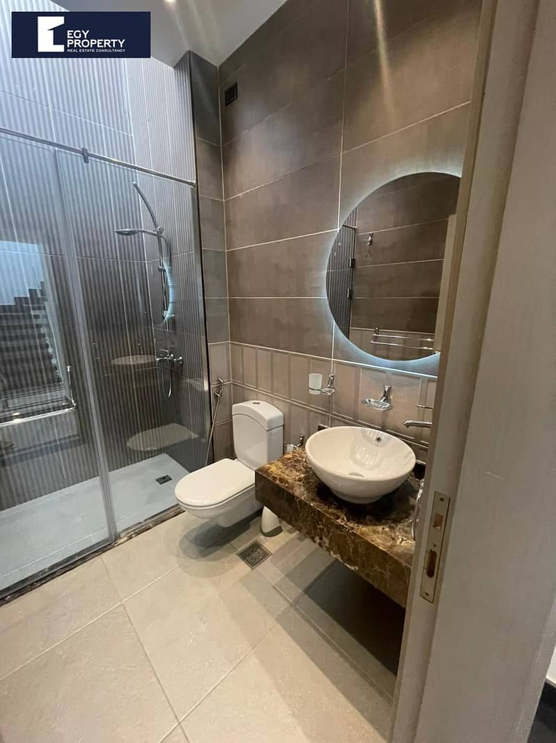 24 _files_7f6fc178-d4b3-4b74-a6ff-8ddddb4fbd49. jpeg