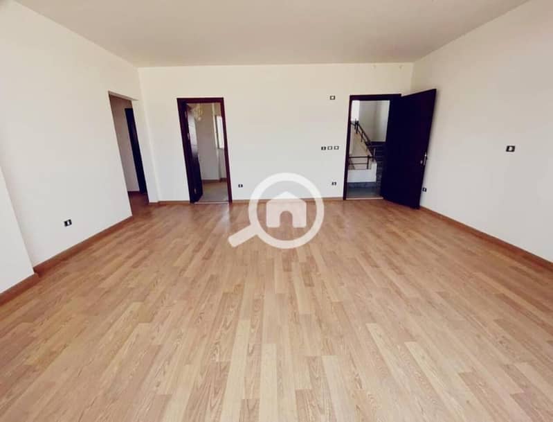 3 2f9d474a-a1ad-4094-85a8-3d9c8b64b382. jpg